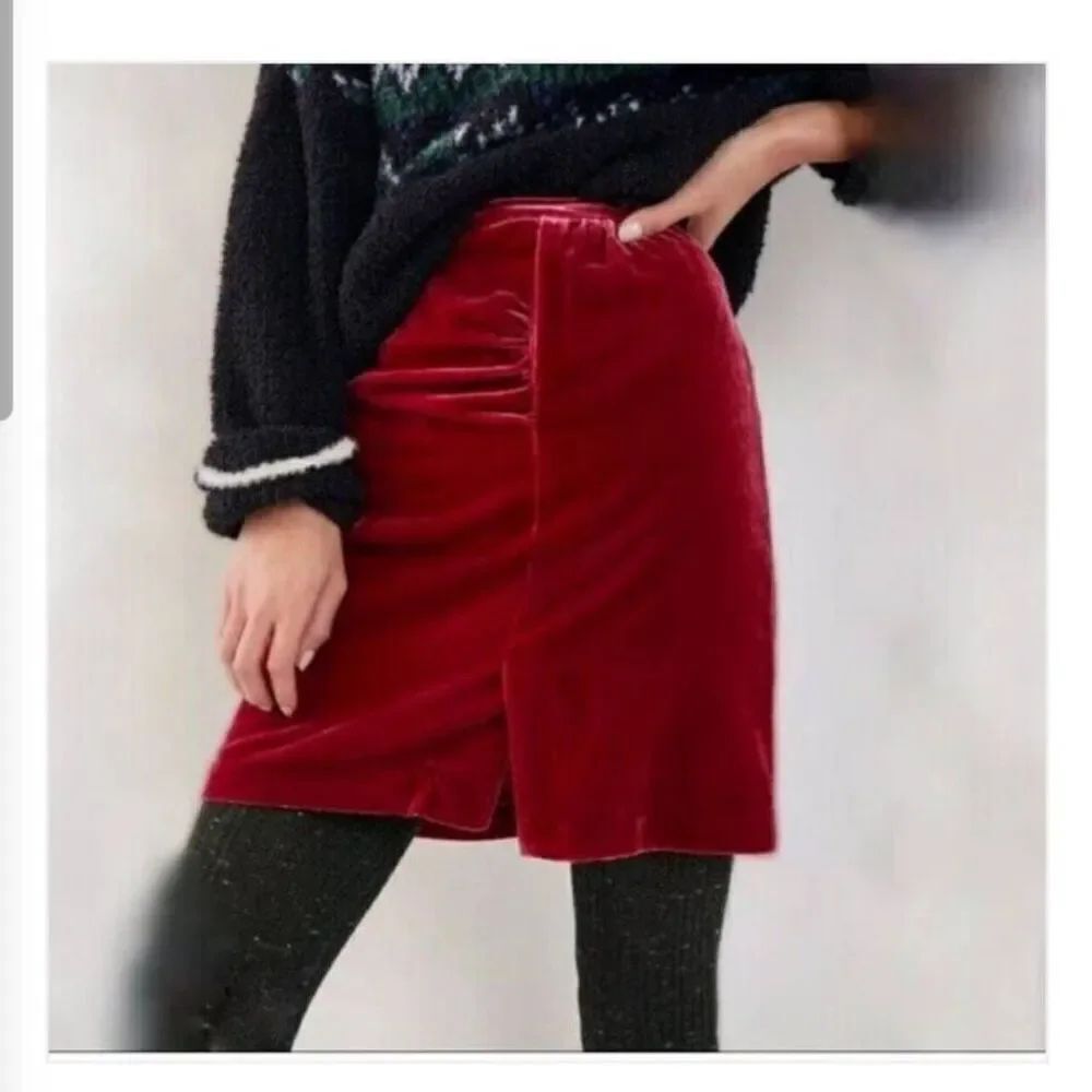 NWT Anthropologie Montie Raspberry Velvet Skirt